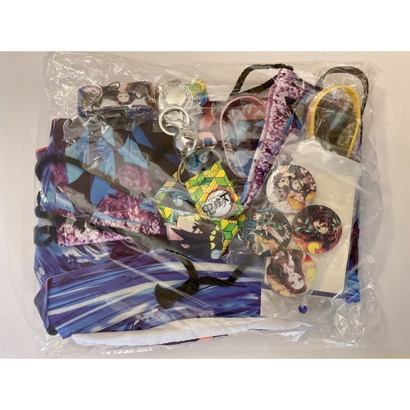 Demon Slayer Anime Merch Gift Set - NEW - Picture 15 of 15